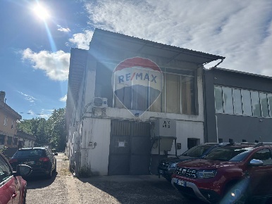 Foto Laboratorio in via di mercatale, Vinci Frazioni Collinari di 770 m²