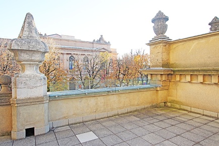 Foto Ufficio a Bergamo Centro di 380 m² con 8 locali in affitto