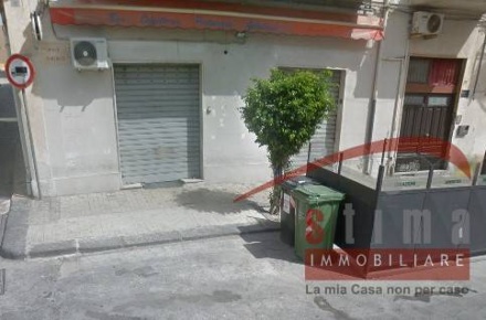 Foto Locale commerciale in Viale Teocrito, Siracusa Borgata - Santa Lucia