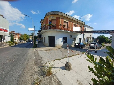 Foto Locale commerciale in strada provinciale santa cecilia, Alatri