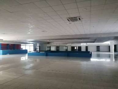 Foto Locale commerciale in via venezia, Ponsacco di 900 m² con 1 locali