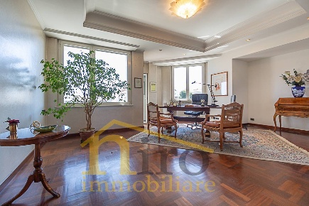Foto Ufficio in Via Marco Polo, Pescara Porta Nuova di 133 m² con 5 locali