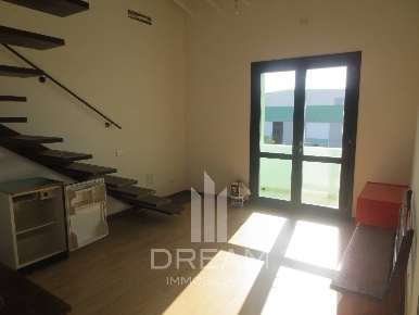 Foto Laboratorio in Pill'e Matta, Quartucciu di 90 m² in vendita