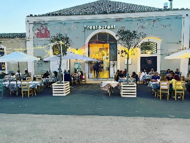 Foto Attività commerciale in Via Marzamemi, Pachino Marzameni di 150 m²