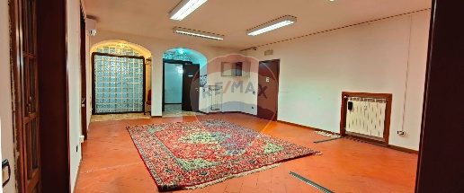 Foto Ufficio in Via Bergamo, Curno di 114 m² con 2 locali in affitto