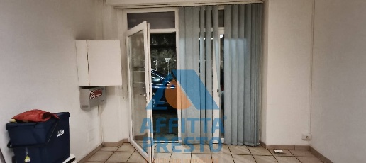 Foto Attività commerciale a Lastra a Signa di 65 m² con 2 locali in affitto
