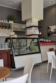 Foto Bar a Legnano Centro di 70 m² con 2 locali in vendita