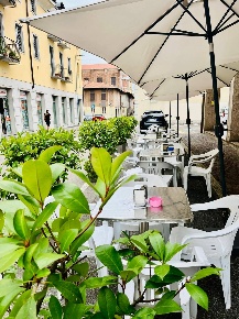 Foto Bar a Legnano Centro di 70 m² con 2 locali in vendita