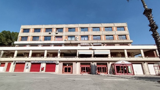 Foto Attività commerciale in VIALE RAFFAELLO SANZIO, Lucera Centro