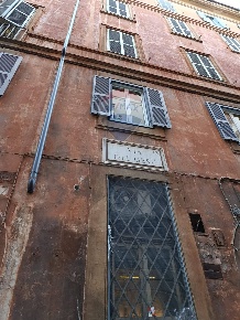 Foto Locale commerciale in Via Del Gesu', Roma Pantheon di 68 m² in vendita
