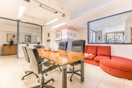 Foto Ufficio in Via Umberto Moricca, Roma Baldo degli Ubaldi di 321 m²