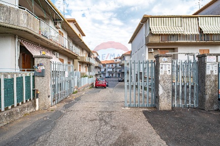 Foto Appartamento in Via Stazzone, Aci Sant'Antonio Centro di 40 m²