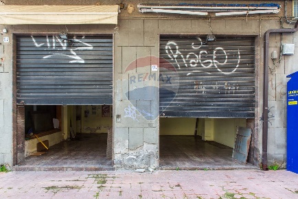 Foto Locale commerciale in Via Eleonora D'angiò, Catania Borgo di 42 m²