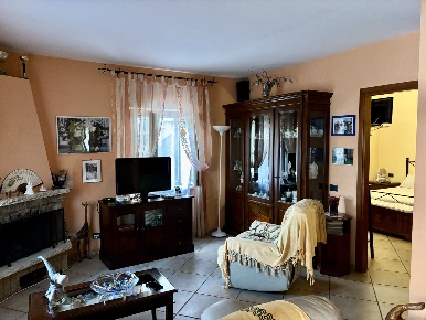 Foto Appartamento in Via Veiano 4, Roma Tomba di Nerone di 75 m² in vendita