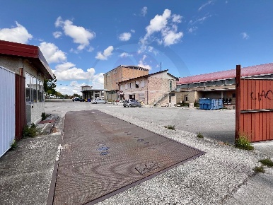 Foto Laboratorio in via roma, Arielli di 9470 m² in vendita