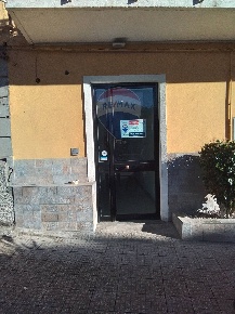 Foto Locale commerciale in Via Comunale - Camaro, Messina di 55 m²