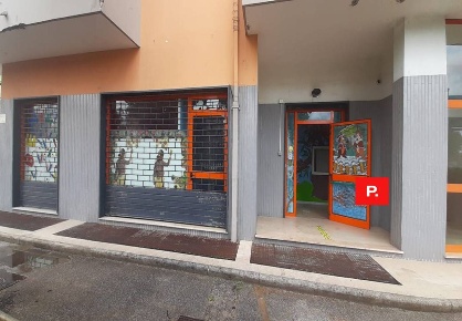 Foto Locale commerciale in Via Santella, Santa Maria Capua Vetere di 220 m²
