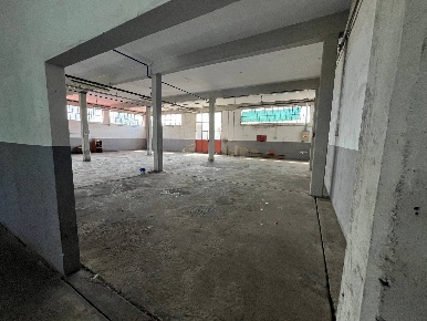 Foto Attività commerciale in via provinciale vicarese, Vicopisano Caprona