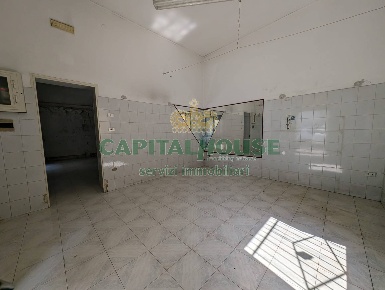 Foto Locale commerciale a Cicciano di 45 m² con 2 locali in vendita