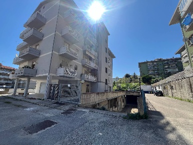 Foto Magazzino in VIA SAN ROCCO, Vasto di 380 m² in vendita