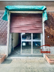 Foto Locale commerciale in VIA ALESSANDRO SPECCHI, Siracusa Bosco Minniti