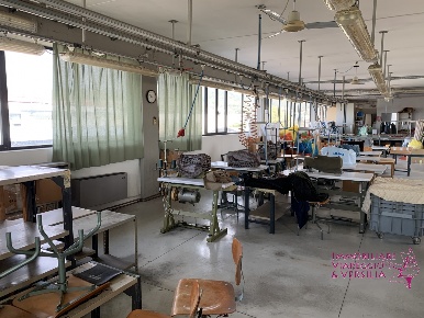 Foto Magazzino in via dell'oleificio, Massarosa di 400 m² in vendita