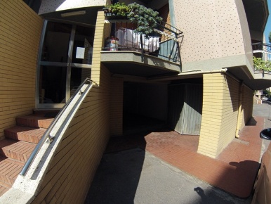 Foto Negozio in via olivette, Loano Centro di 15 m² in vendita