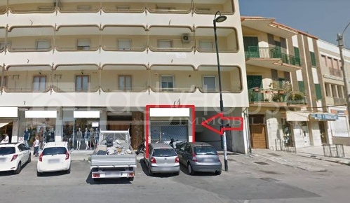 Foto Locale commerciale in via Lecce, Gallipoli Centro di 230 m² in vendita