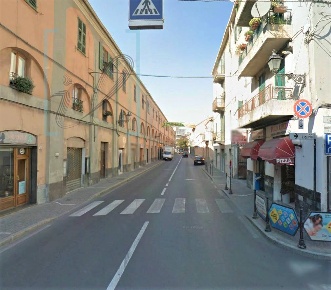 Foto Ufficio in via genova, Albenga Centro di 25 m² con 1 locali in vendita