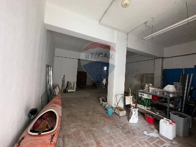 Foto Laboratorio a Falconara Marittima Centro di 108 m² con 2 locali