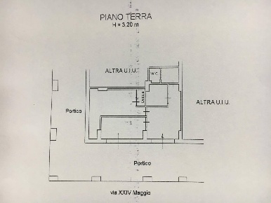 Foto Locale commerciale in XXIV MAGGIO, Cava de' Tirreni di 49 m²