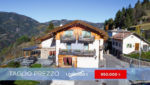 Foto Hotel a Valfloriana Dorà di 475 m² con 21 locali in vendita