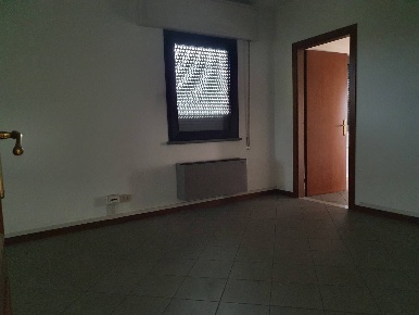 Foto Ufficio in Via fonda Antraccoli, Lucca Antraccoli di 100 m² in affitto
