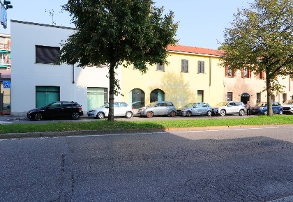 Foto Negozio in via Boito, Monza Cazzaniga - Ospedale di 289 m² in vendita