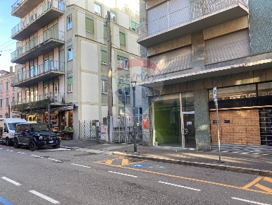 Foto Negozio in via Masone, Bergamo Centro di 40 m² con 1 locali in affitto