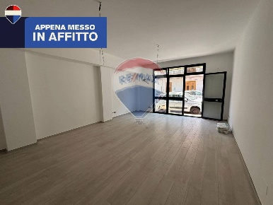 Foto Ufficio in Via Francesco Paolo Perez, Terrasini Centro di 50 m²