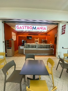 Foto Attività commerciale in Via Pasubio, San Benedetto del Tronto di 60 m²