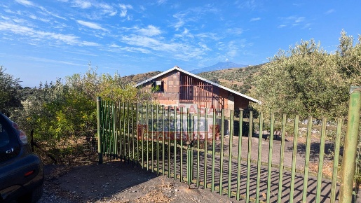 Foto Agriturismo in Piano Croce, Calatabiano di 5050 m² in vendita
