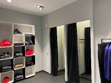 Foto Locale commerciale in PADOVA - CENTRO, Padova di 86 m² con 2 locali