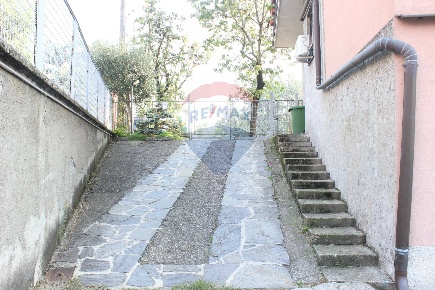 Foto Magazzino in VIA PER FAGNANO, Busto Arsizio di 12 m² in vendita