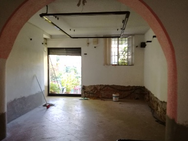 Foto Attività commerciale in toscanini, Vicopisano Centro di 55 m²