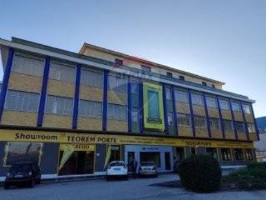 Foto Attività commerciale in SS 192 KM 79, Misterbianco di 700 m²
