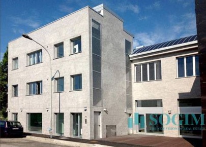 Foto Ufficio a Rozzano Centro di 1000 m² con 1 locali in vendita