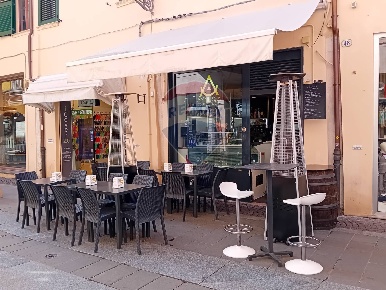 Foto Bar a Ferrara Centro Storico di 50 m² con 1 locali in vendita