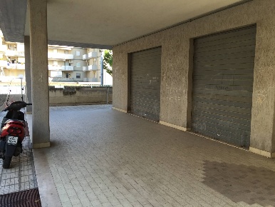 Foto Attività commerciale in VIA SAN ROCCO, Vasto di 130 m² con 1 locali