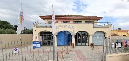 Foto Locale commerciale a Quartu Sant'Elena Foxi, Sant'Andrea di 640 m²