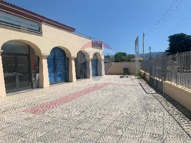 Foto Locale commerciale a Quartu Sant'Elena Foxi, Sant'Andrea di 640 m²