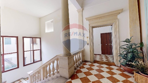 Foto Ufficio a Padova Santa Sofia - Altinate di 230 m² con 7 locali