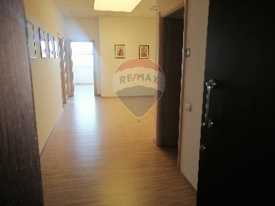 Foto Ufficio in Viale Giacomo Leopardi, Montevarchi Città di 90 m²