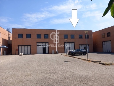 Foto Magazzino in Strada Dell'Airone, Orbetello di 398 m² in vendita